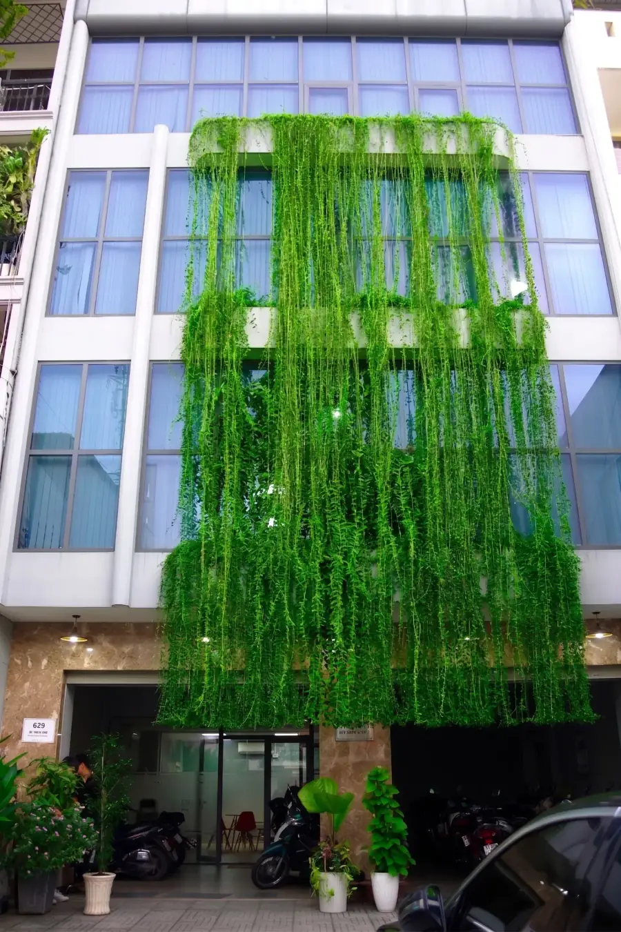 Relia Software Building